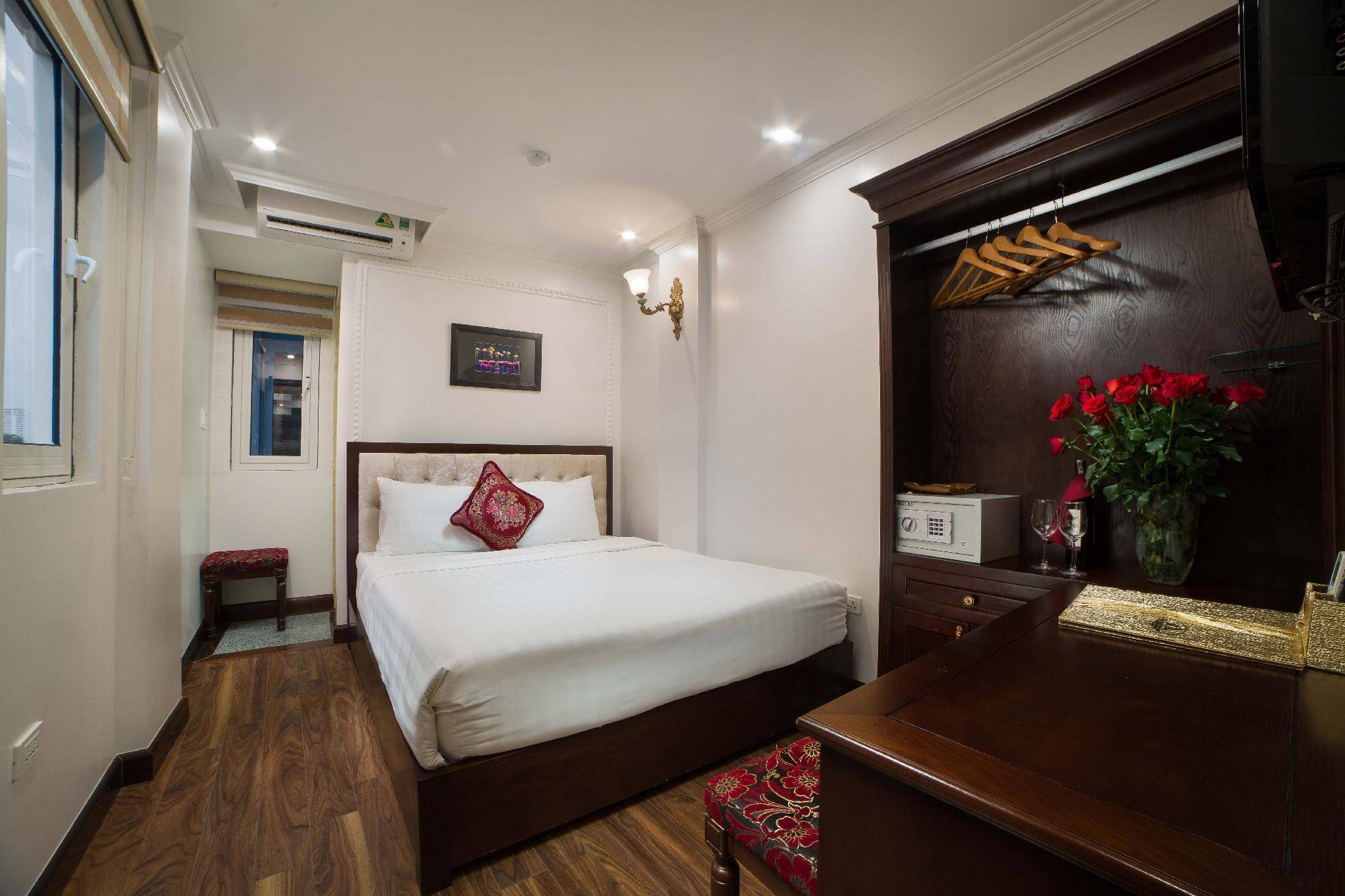 Golden Sail Hotel & Spa 2