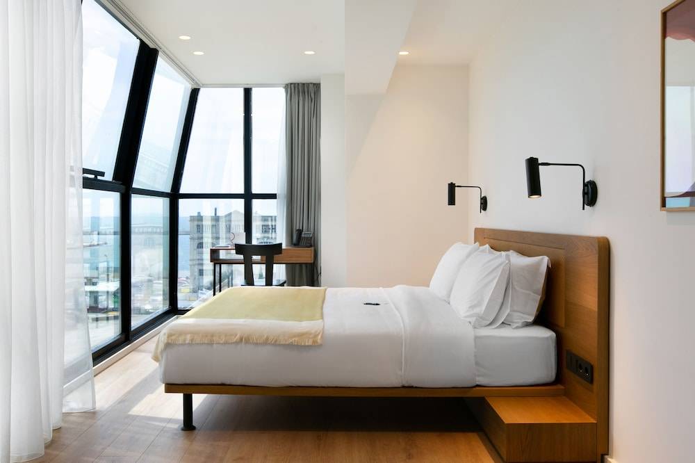 Noa Hotel 1