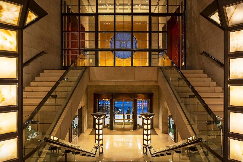 Four Seasons Hotel New York 2