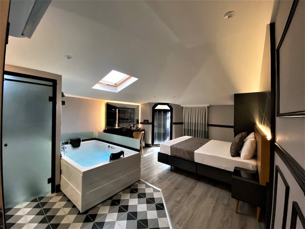 Confores Hotel 1