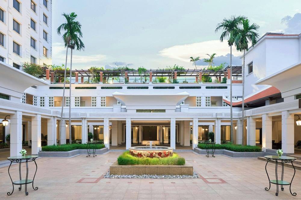 Sheraton Hanoi Hotel 2