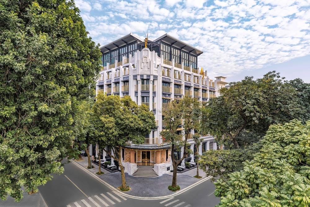Capella Hanoi 1