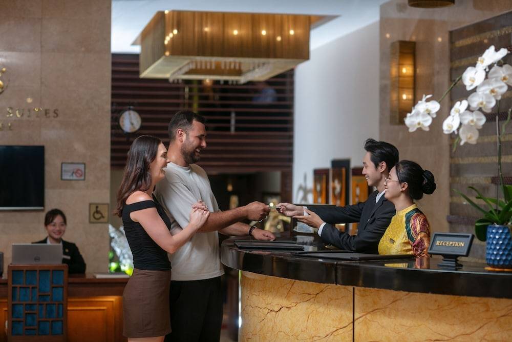 Oriental Suites Hotel & Spa 2