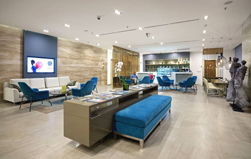 Novotel Suites Hanoi 2