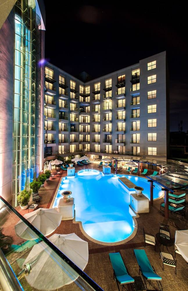 Army Hotel 1