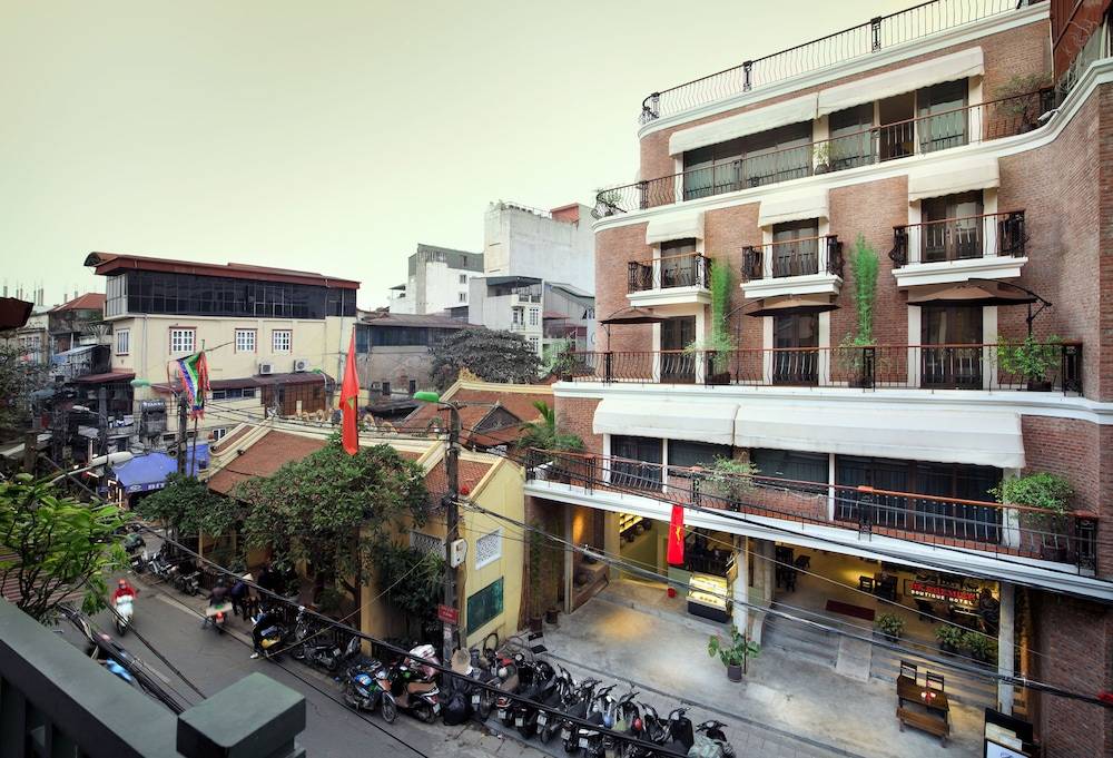 MK Premier Boutique Hotel 1