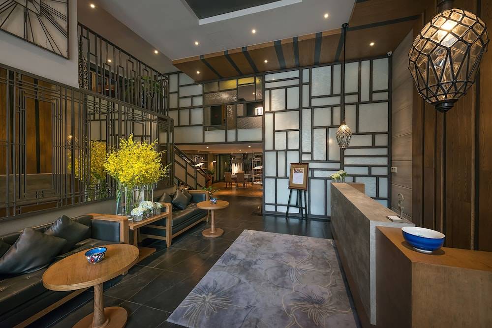 Bespoke Trendy Hotel Hanoi 1