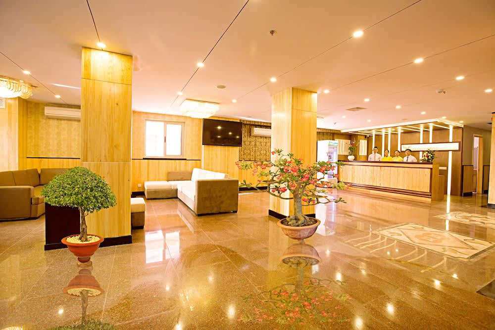 Golden Rain 2 Hotel Nha Trang Beach 2