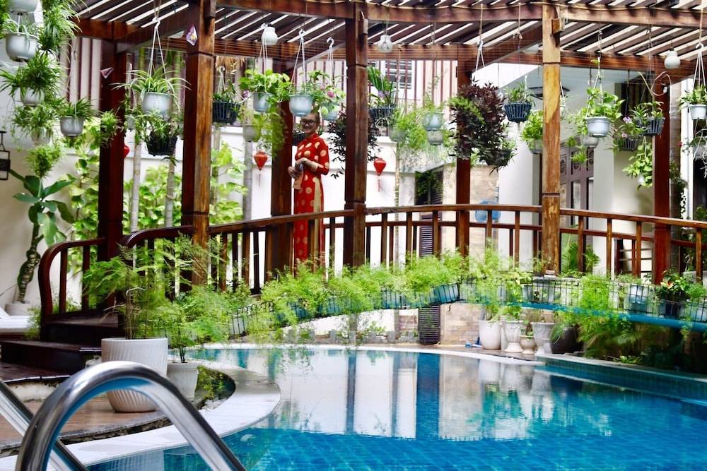 Long Life Riverside Hotel & Spa 1