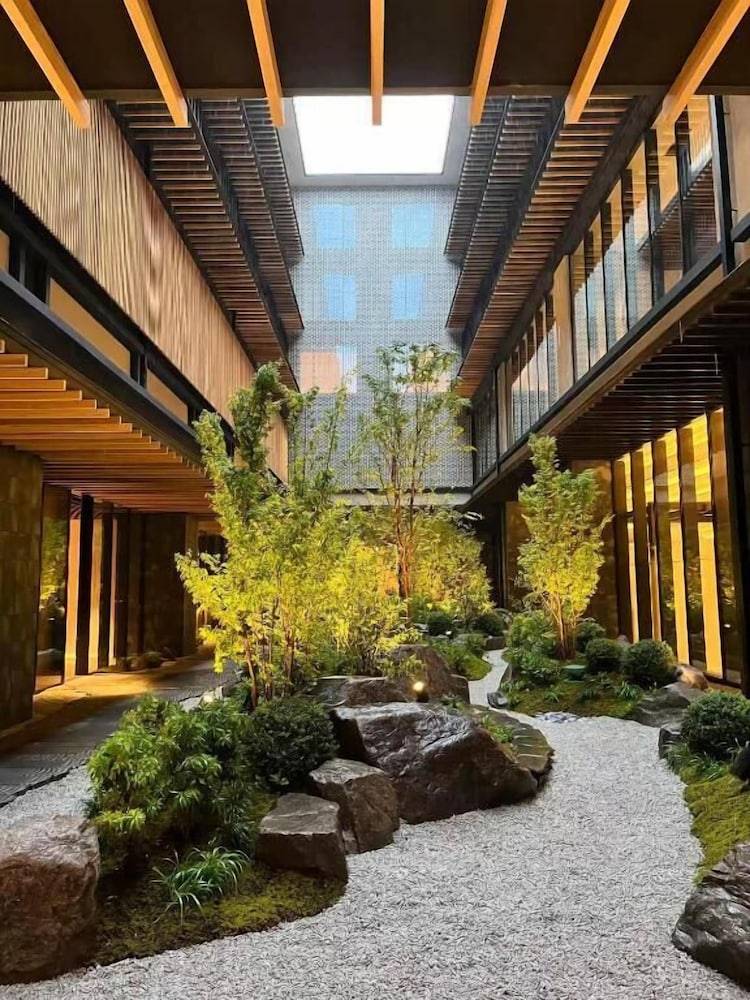 Dusit Thani Kyoto 1