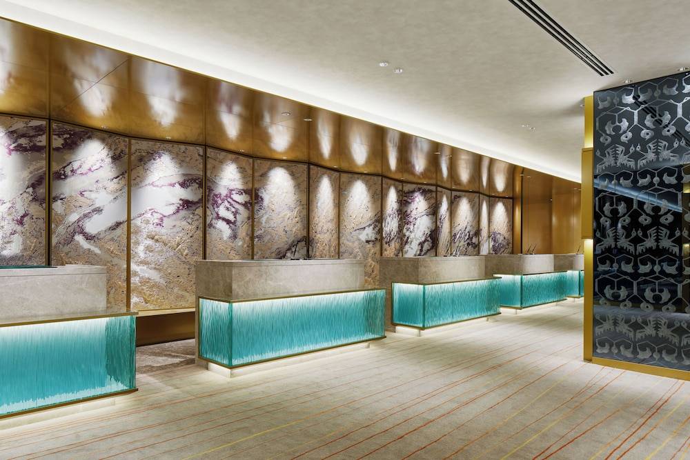 RIHGA Royal Hotel Osaka, Vignette Collection by IHG 2