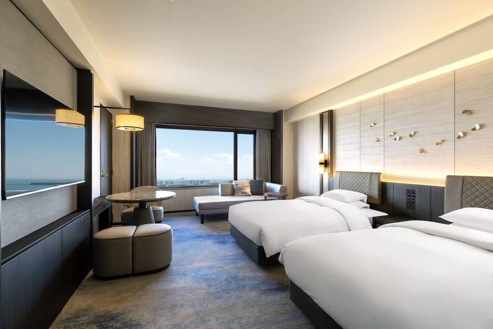 Grand Prince Hotel Osaka Bay 1