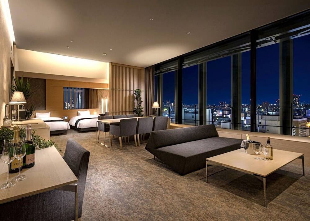 Hotel Royal Classic Osaka 1
