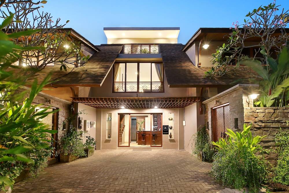 Puri Sabina Bed & Breakfast 2