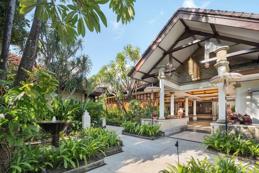 Kuta Seaview Beach Resort 2