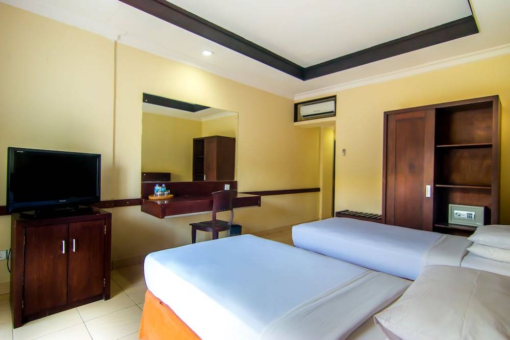 Champlung Mas Hotel Legian 2