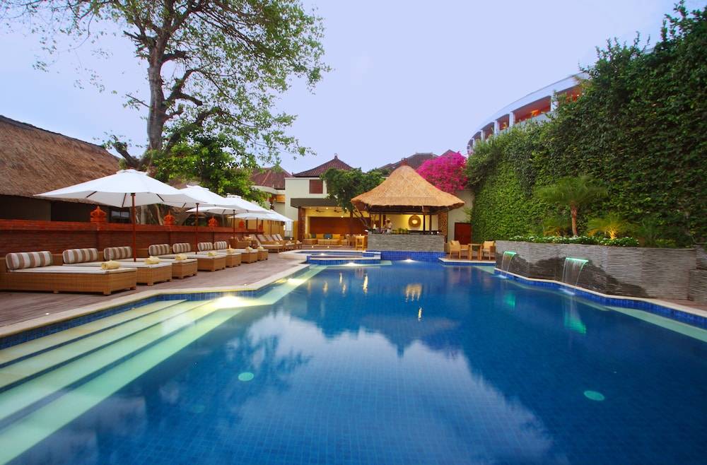 AlamKulkul Boutique Resort 1
