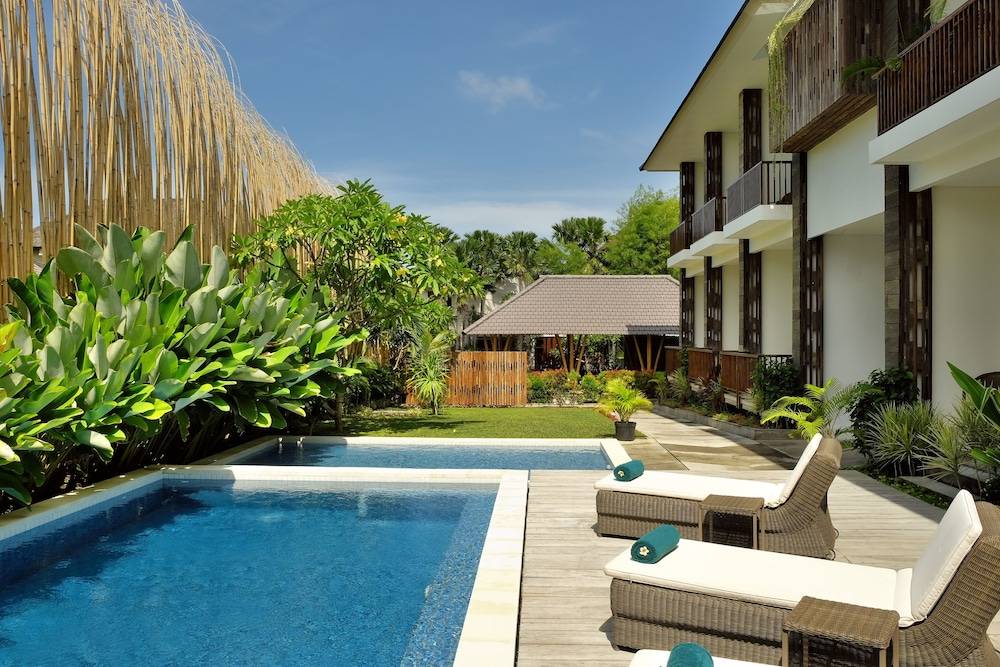 Cove Tevana 1