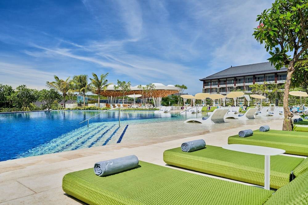 Renaissance Bali Nusa Dua Resort 1