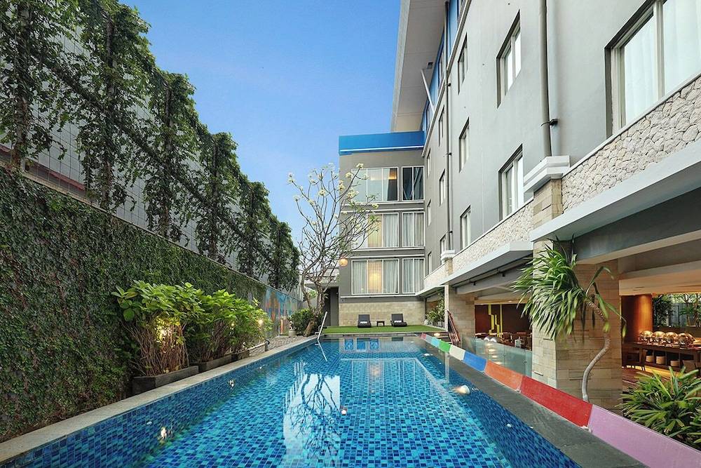 Primera Hotel Seminyak 1