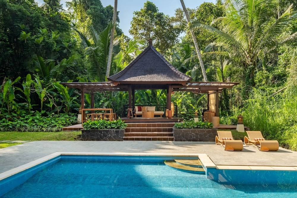 Semana Residences by Cove 1