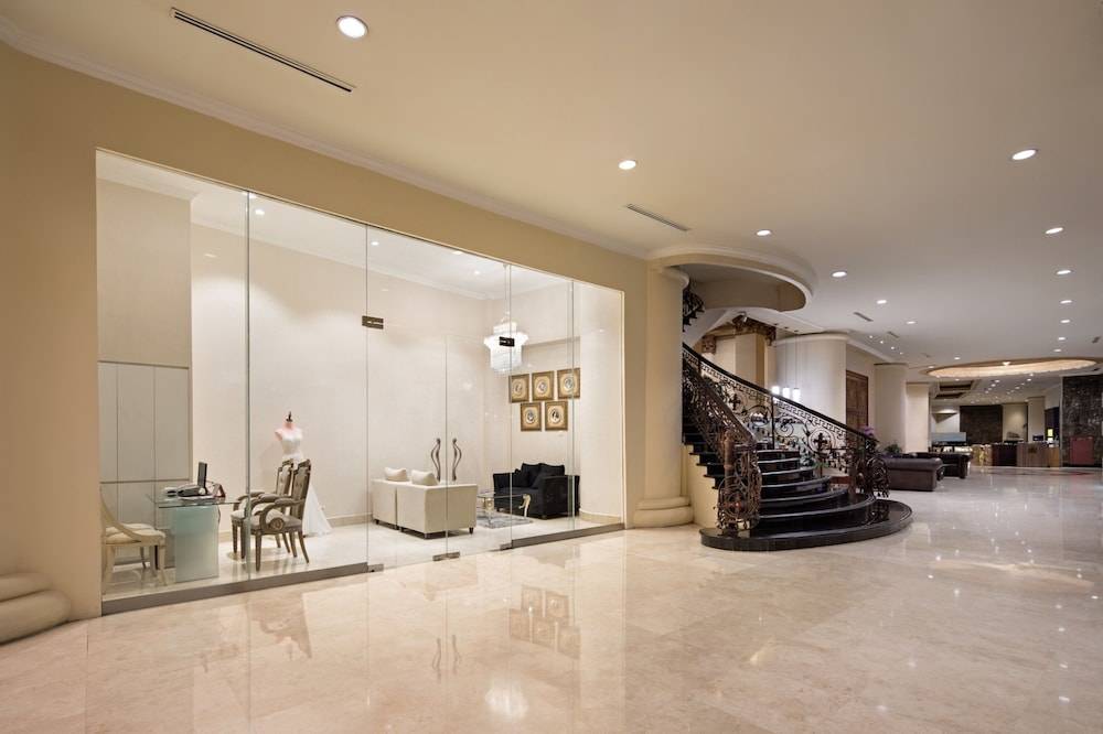 Golden Boutique Hotel Kemayoran 2