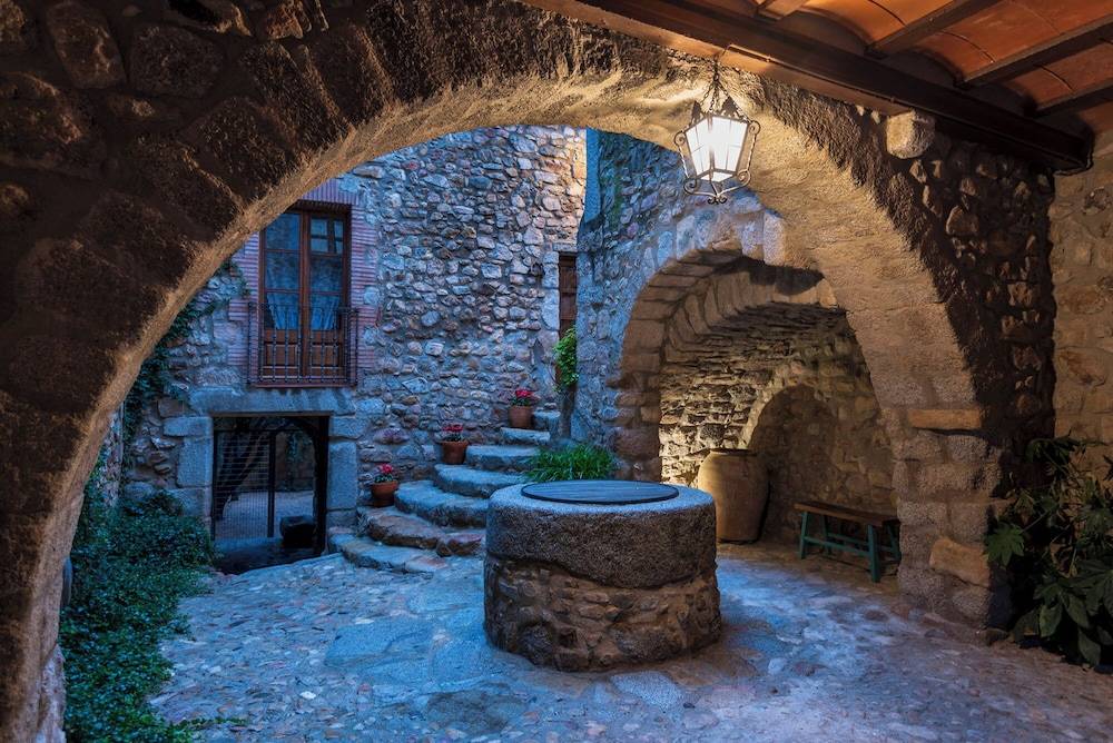 Hostal Can Xicu 1