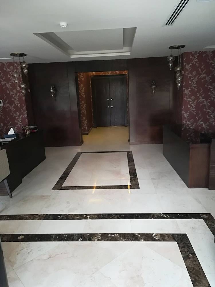 Shams Alweibdeh Hotel 2