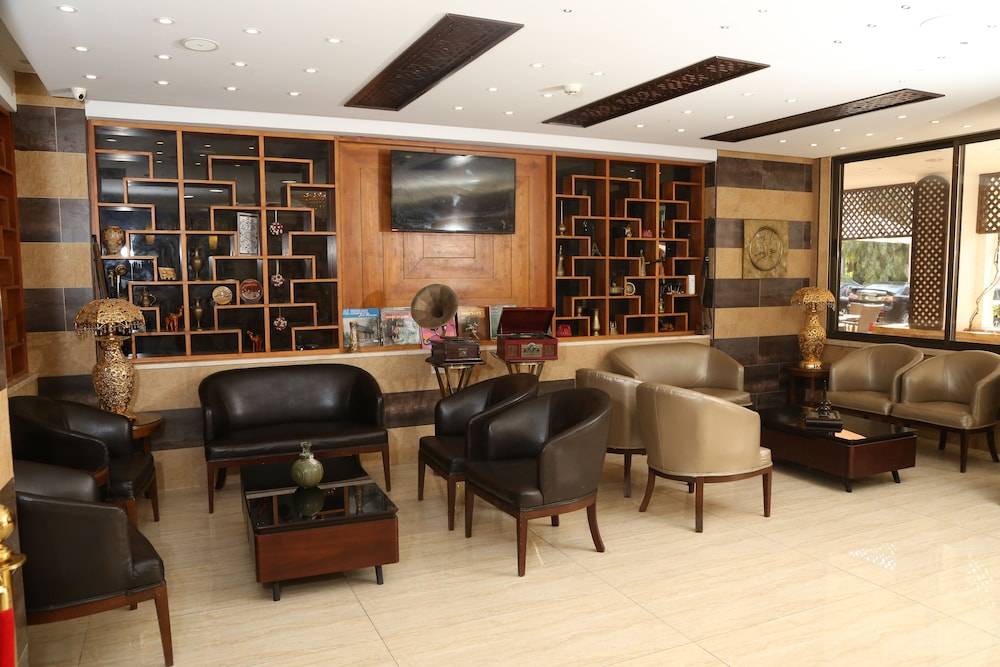 Grape Village Hotel 2