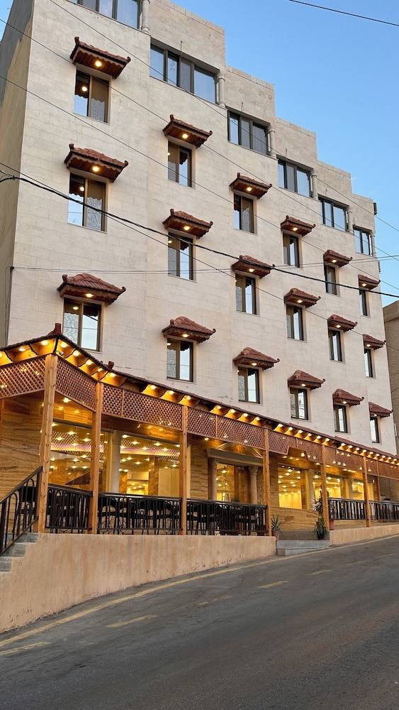 Sharah Mountains Hotel 1