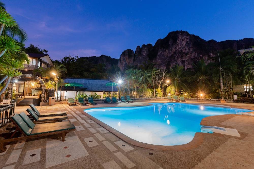 Green View Village Resort 1