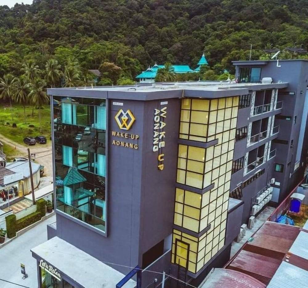 Wake Up Aonang Hotel 1