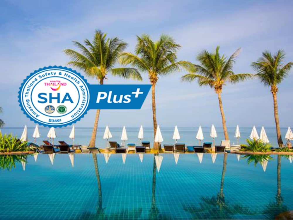 Lanta Casuarina Beach Resort 1