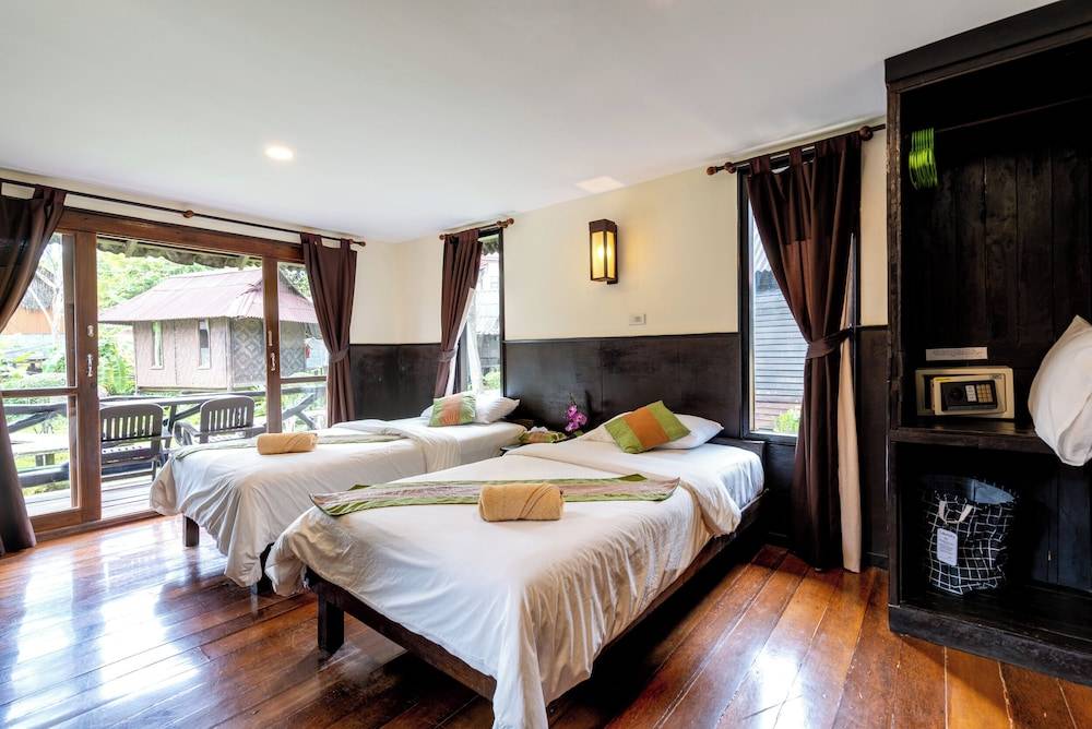 Mook Lanta Eco Resort 2
