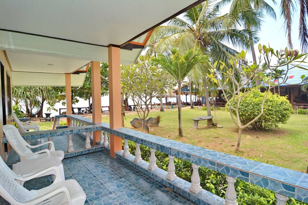 Lanta Emerald Bungalow 2