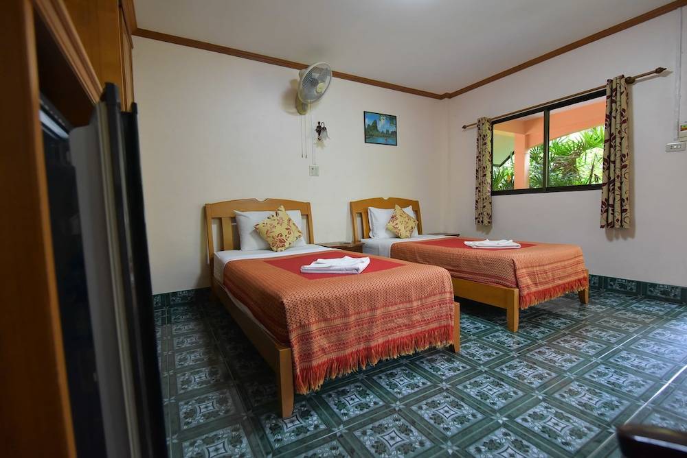 Anawin Bungalows 2
