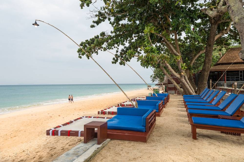 Lanta Sand Resort & Spa 1