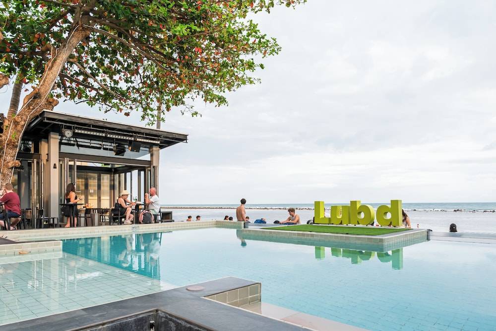 Lub d Koh Samui Chaweng Beach - Beachfront & Vibrant Social Vibe 1