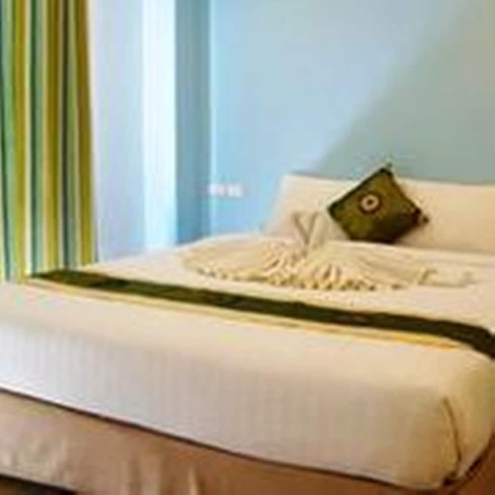 Nantra Chaweng Beach Hotel 1