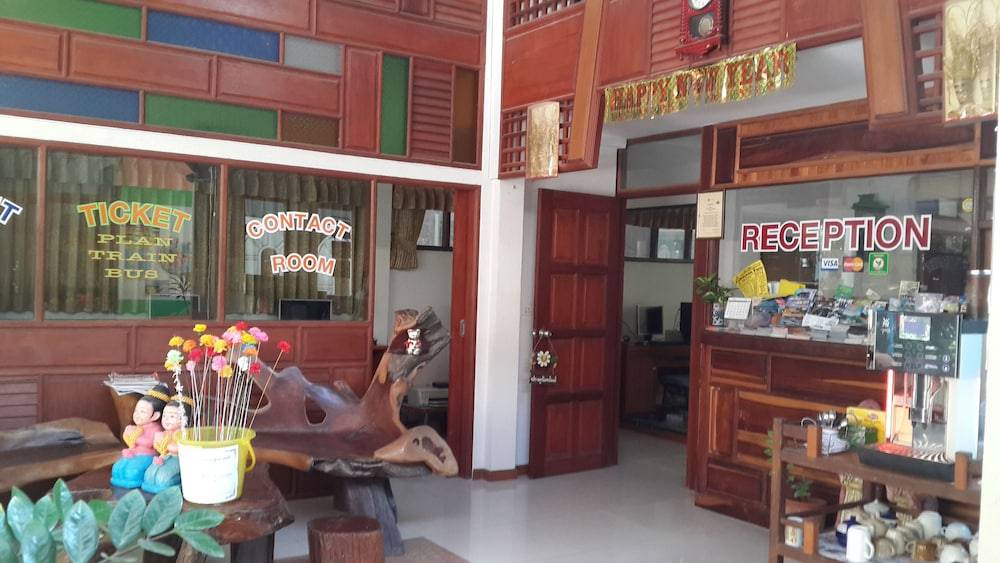 Rattana Guesthouse & Bungalow 2
