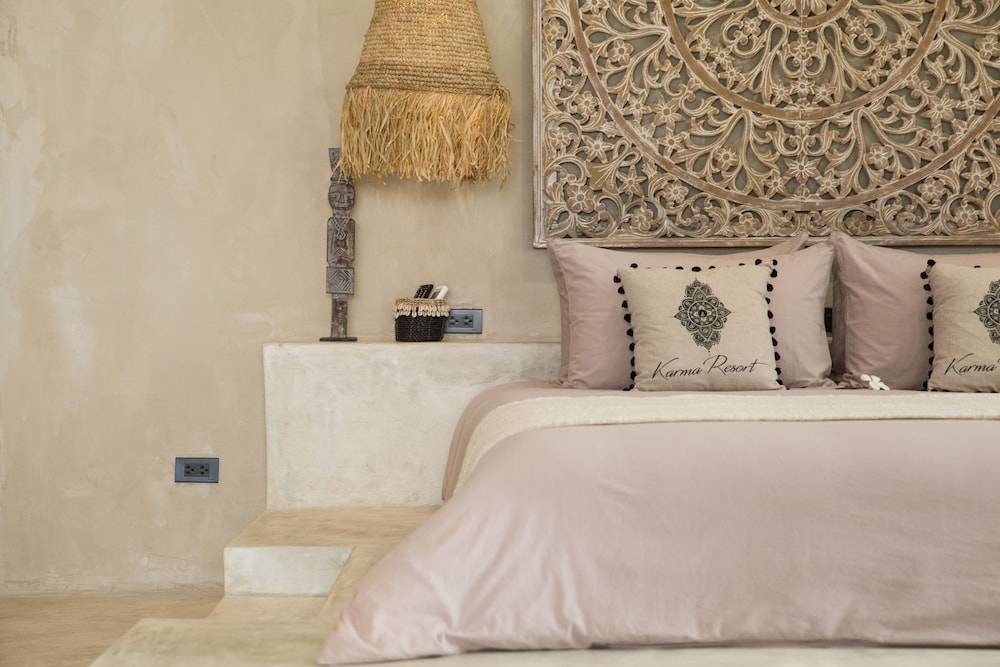 Karma Resort 2