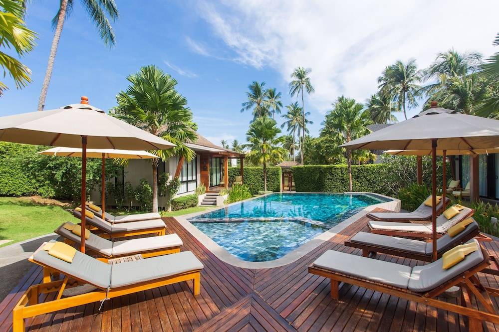 CHUZ Villas Samui SHA Plus 1