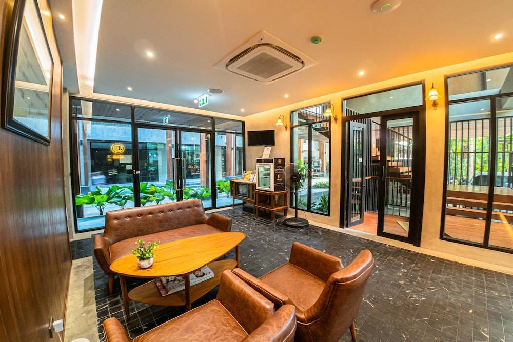 J4 Samui Hotel - Chaweng Beach 2