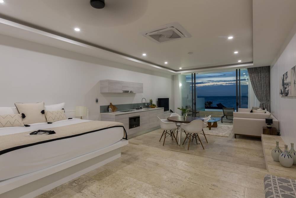 Skye Beach Hotel 2