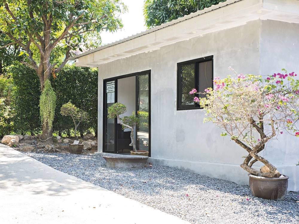 Moon Cottage 2