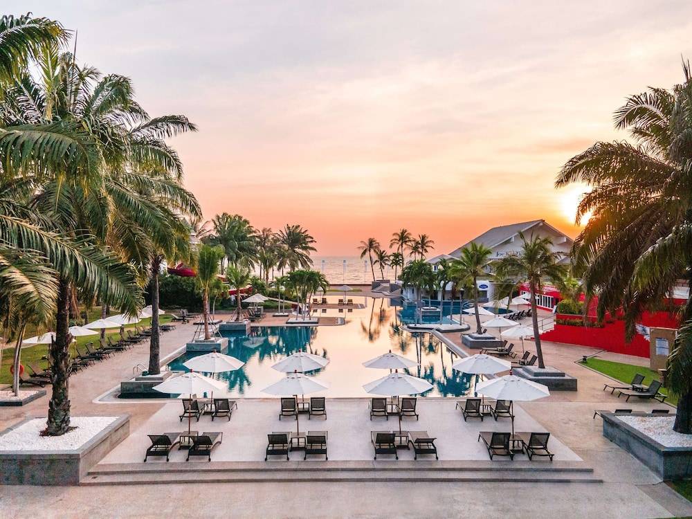 Radisson Resort & Spa Hua Hin 1