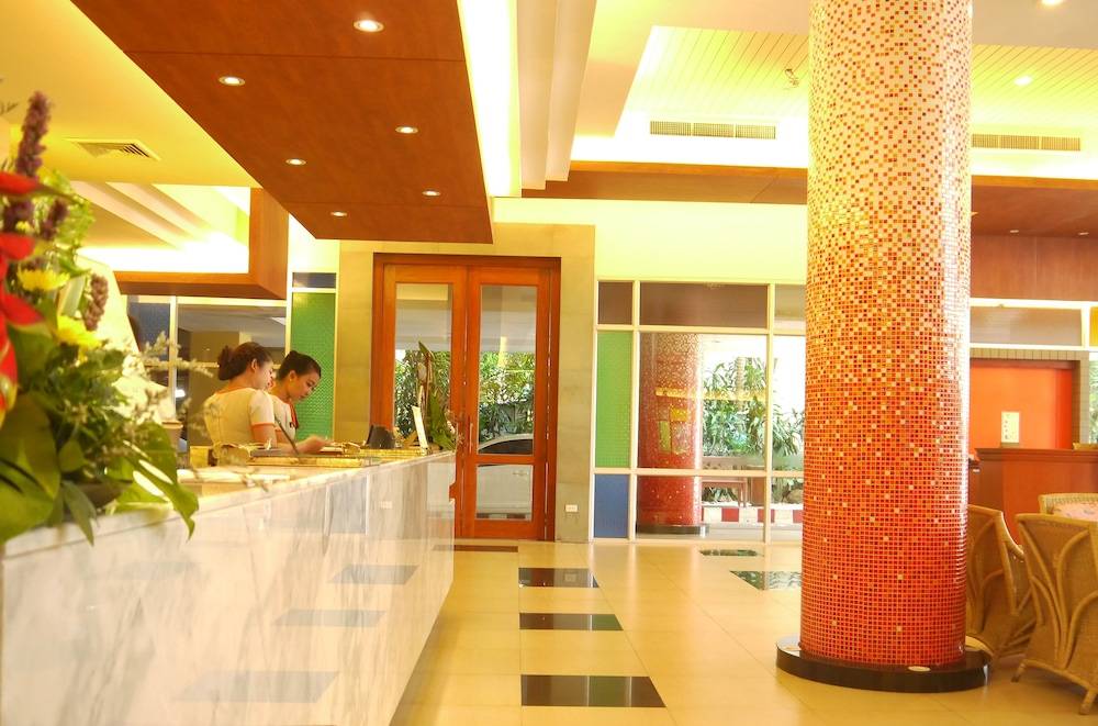 Long Beach Cha-Am Hotel 1