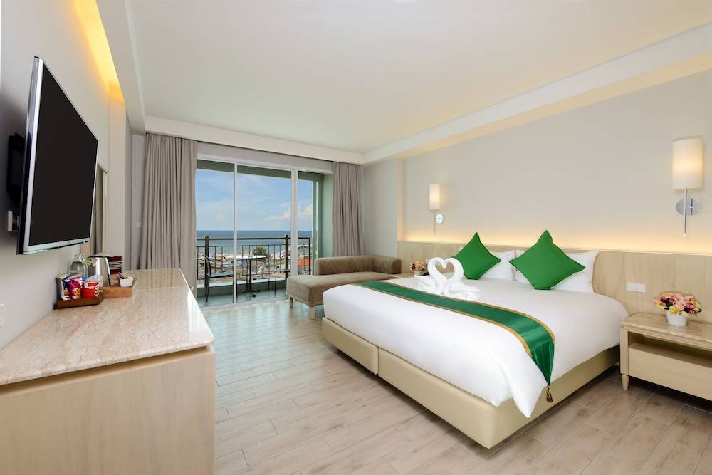Hisea Huahin Hotel 1