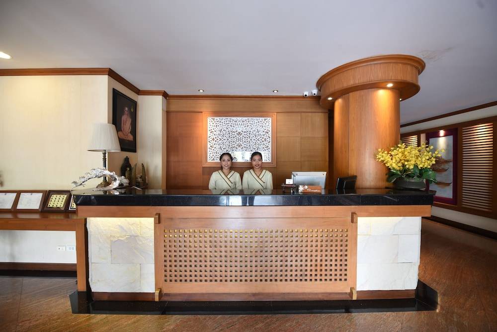 FRESH INN HOTEL 1