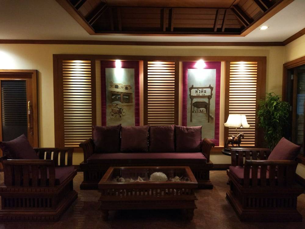 FRESH INN HOTEL 2